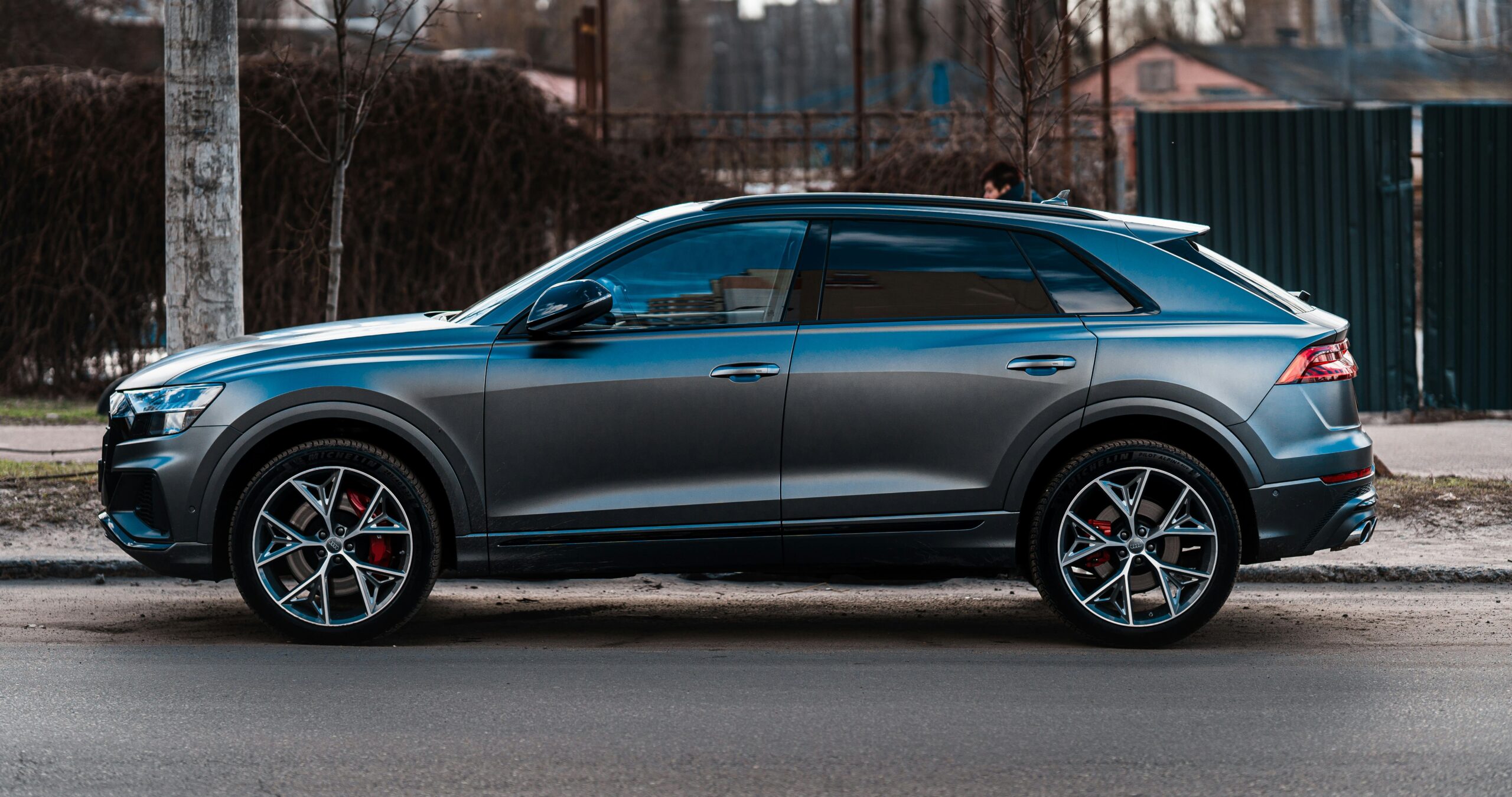 ravecapture for auto enthusiasts grey suv